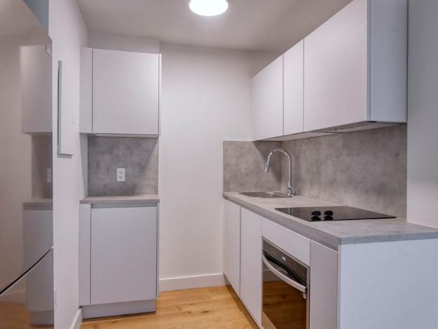 Apartment for rent in Le Plateau-Mont-Royal, Montréal