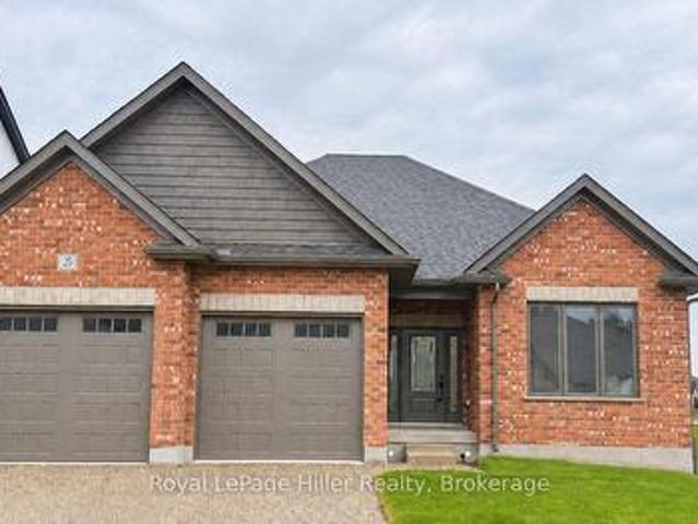 House for sale in Milverton, Perth East