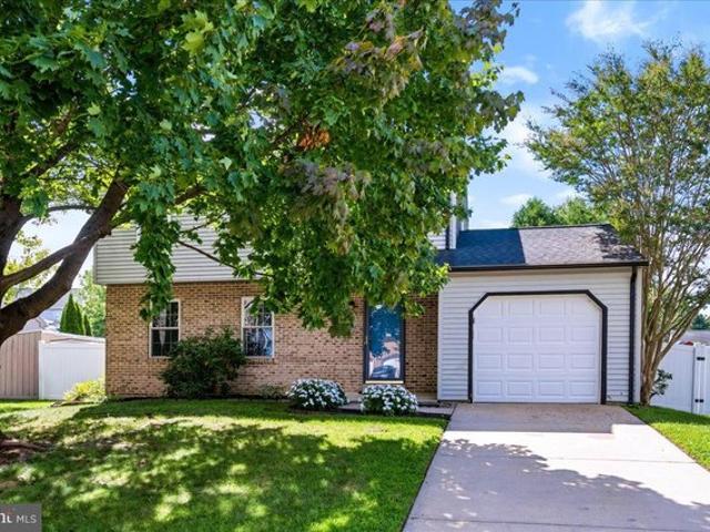 House for sale in Newark, New Castle County