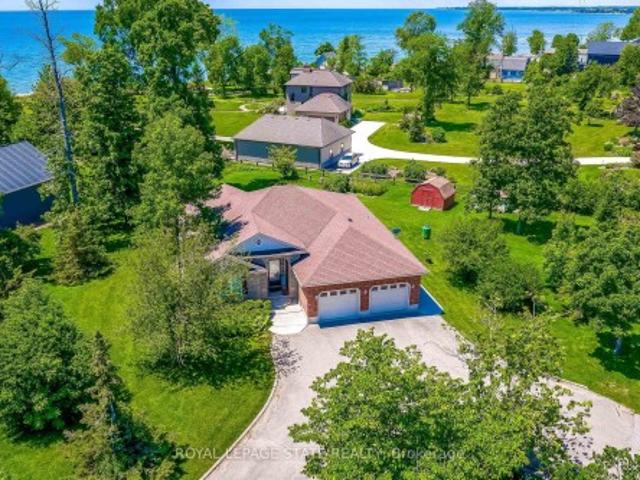 House for sale in Ontario