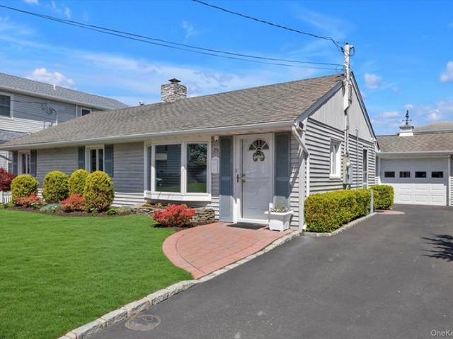 House for sale in Babylon, New York