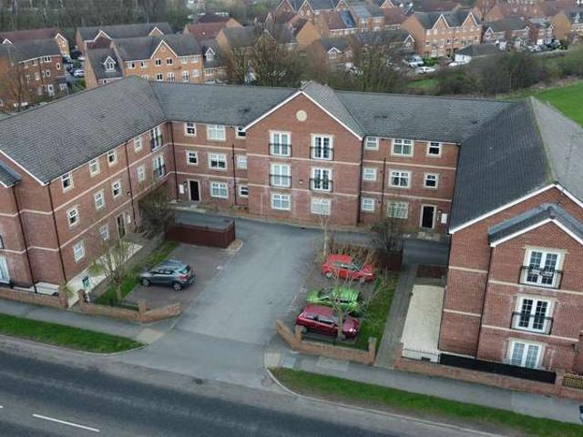Apartment for sale in Brampton Bierlow, South Yorkshire