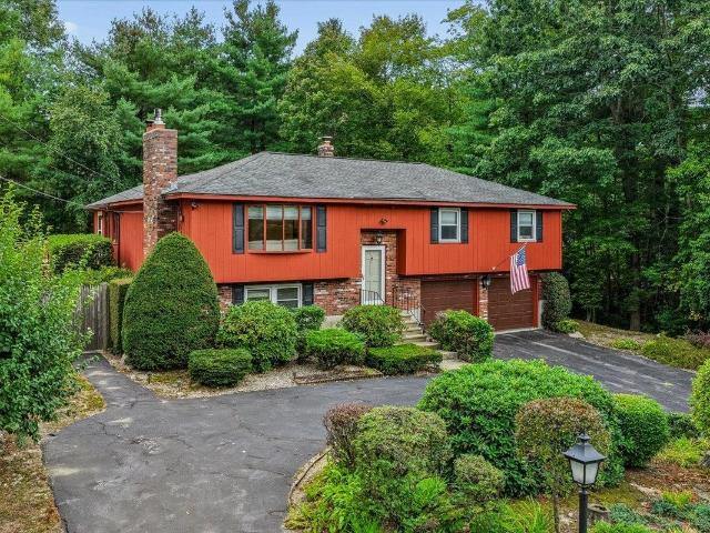 House for sale in Hooksett, Merrimack County