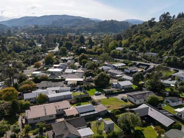House for sale in Pauatahanui, Wellington