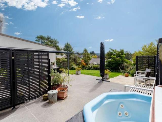 House for sale in Otakou