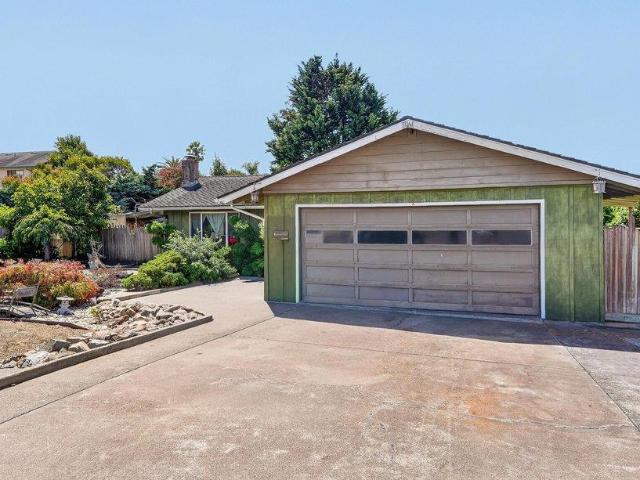 House for sale in Freedom, California