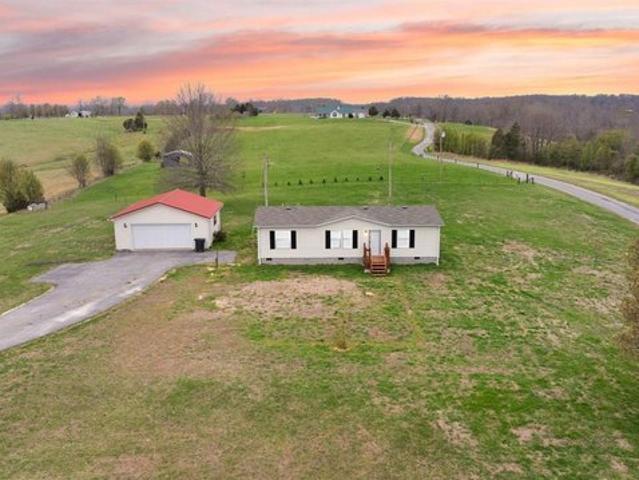 House for sale in Columbia, Kentucky