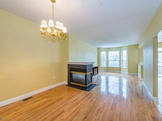 Townhouse for rent in Randolph, New Jersey