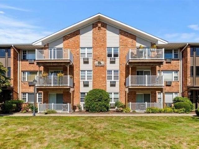Condo for sale in East Providence, Rhode Island