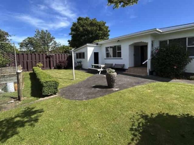 House for rent in Taranaki