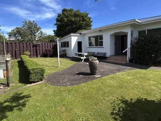 House for rent in Taranaki