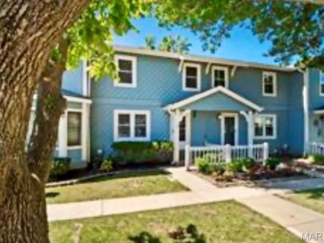 Townhouse for sale in Lake Saint Louis, Missouri