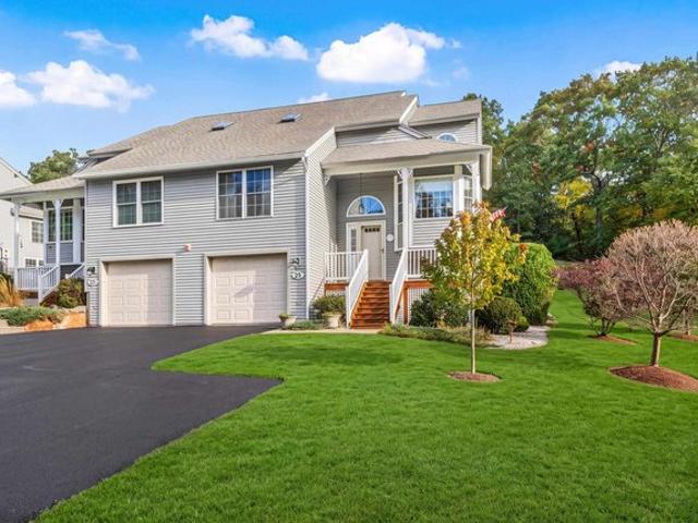 Condo for sale in Atkinson, Rockingham County