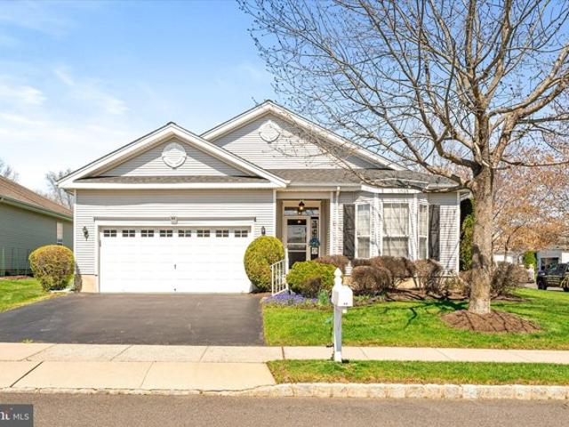 House for sale in Columbus, New Jersey