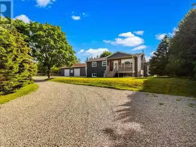 House for sale in Manuels, Newfoundland And Labrador