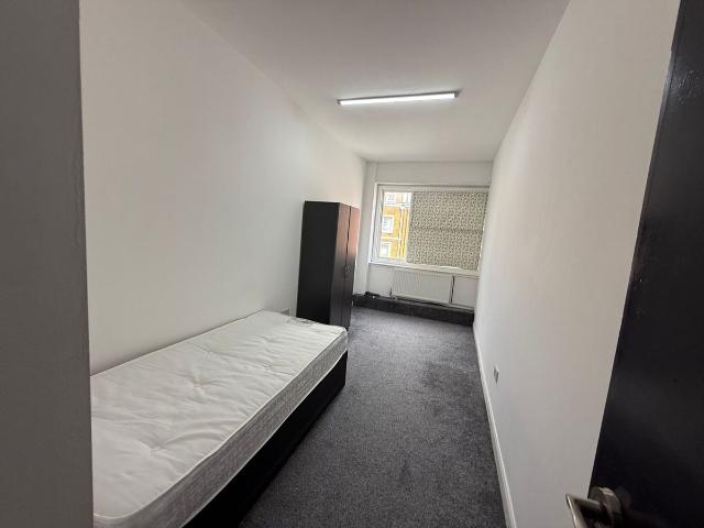 Room for rent in Southgate, Greater London