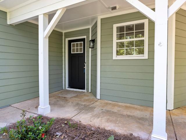 House for sale in Hidden Shoals, Conyers