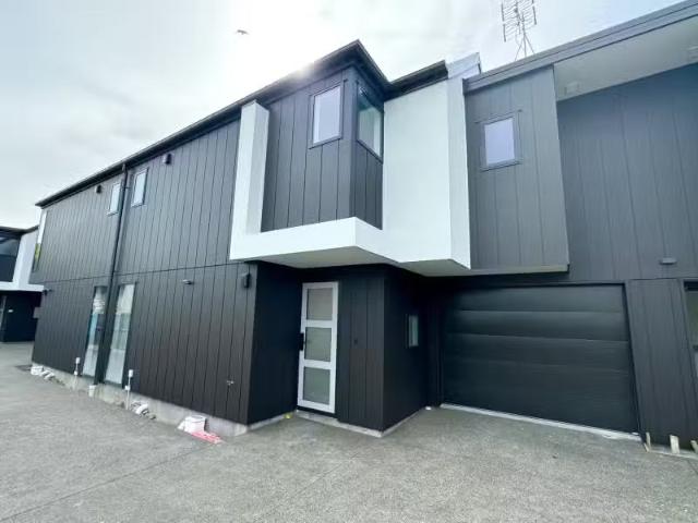 House for sale in Addington, Canterbury