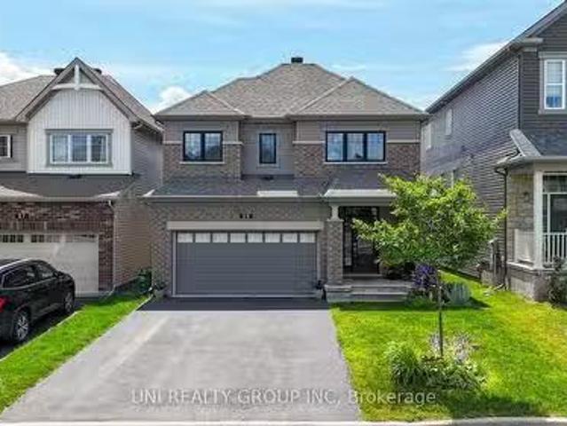 House for sale in Nepean
