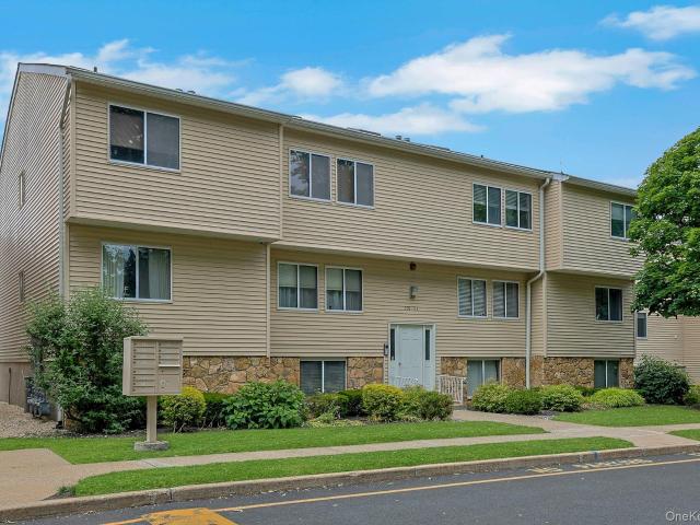 Condo for sale in Rockland, New York