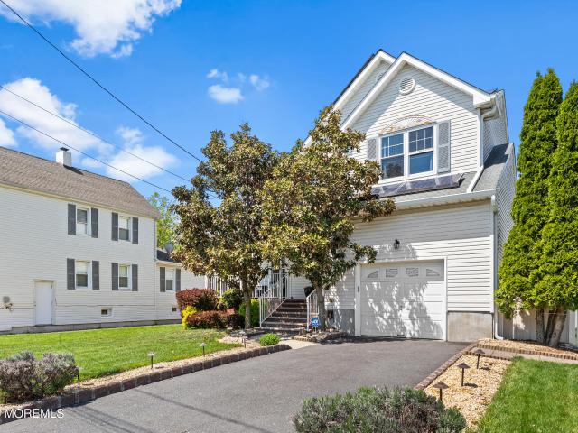 House for sale in Cliffwood, New Jersey