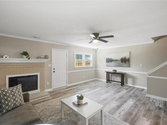 Townhouse for sale in Summer Place, Hampton