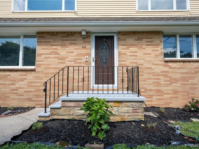 House for sale in Bowmansville, New York