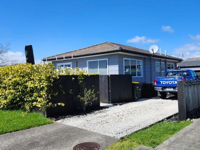 House for rent in Awhitu, Oroua County
