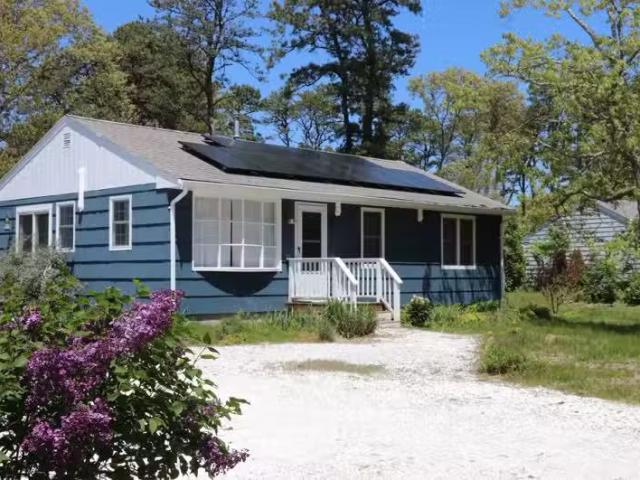 House for sale in Barnstable