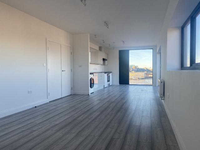 Apartment for rent in Camberwell, Greater London
