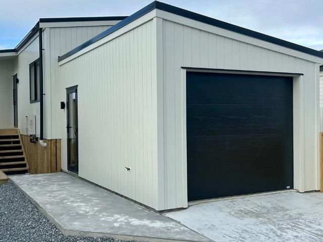 Apartment for rent in Fairdown, West Coast