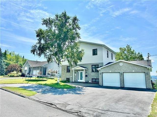 House for sale in Paroisse de Madawaska, Ville d'Edmundston