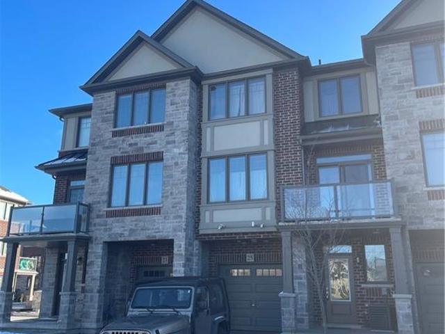 Condo for rent in Ancaster