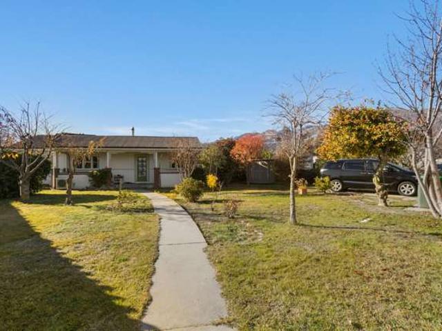 House for sale in Otakou