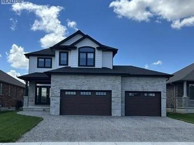 House for sale in Delhi, Ontario