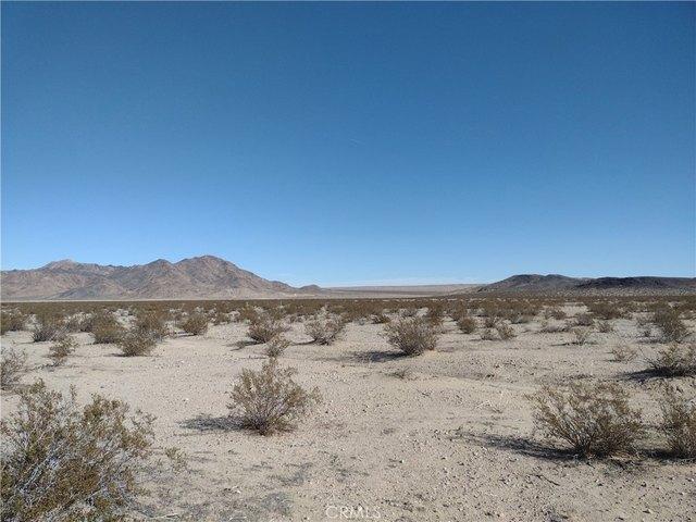 Land for sale in Lucerne Valley, California