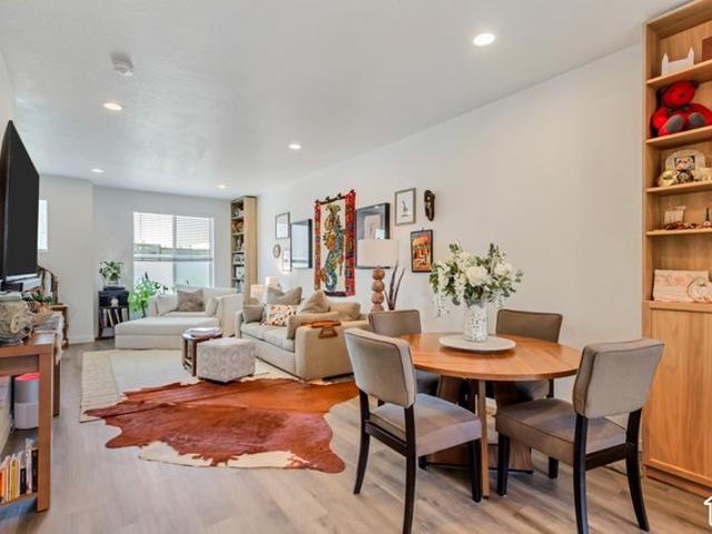 Townhouse for sale in North Salt Lake, Davis County