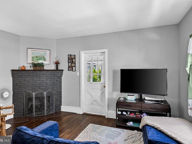 Townhouse for sale in Oaklyn, New Jersey