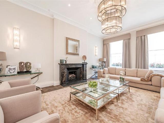 Apartment for rent in Belgravia, Greater London