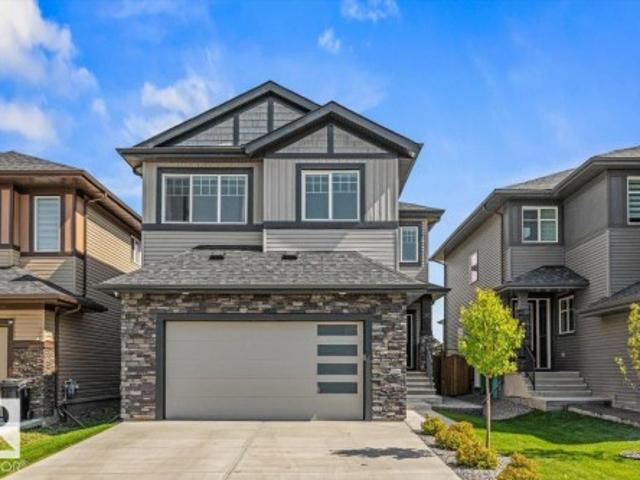House for sale in Fort Saskatchewan, Alberta