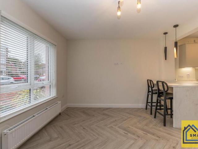 Apartment for rent in Ballyhackamore, Belfast