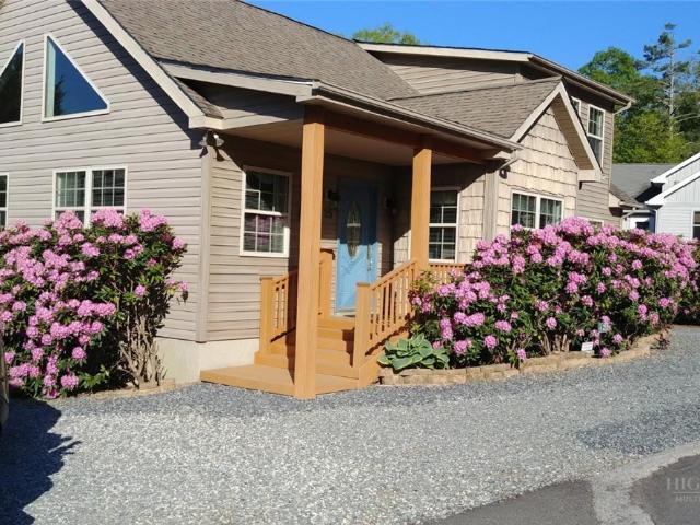 House for sale in Avery, North Carolina