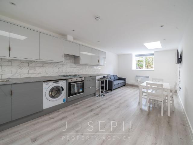 Apartment for rent in Key Street, Suffolk
