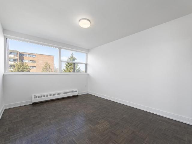 Apartment for rent in Toronto, Golden Horseshoe