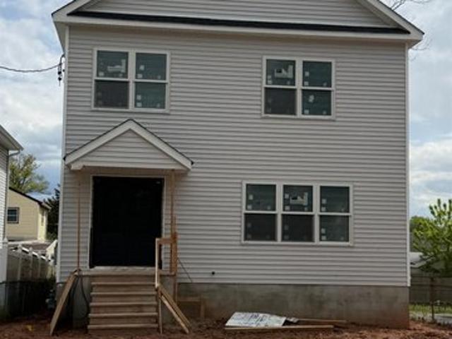 House for sale in Avenel, New Jersey