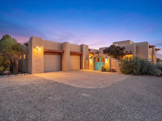 House for sale in New Mexico