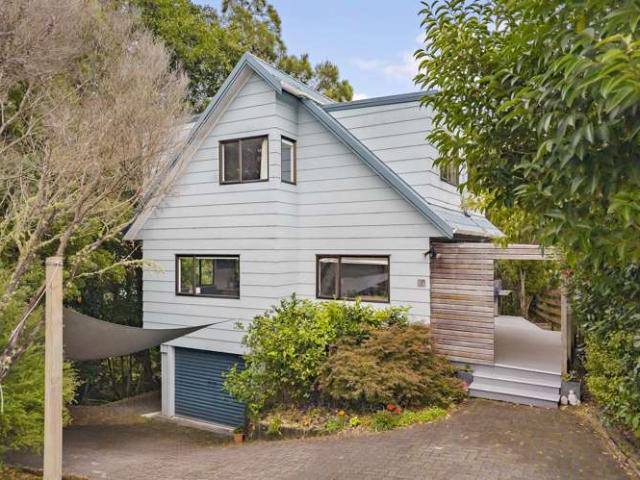 House for sale in Whangaparaoa