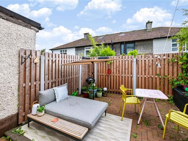 Terraced House to rent in Dublin, County Dublin