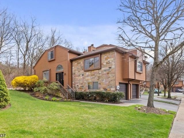 Townhouse for sale in Rockaway, New Jersey