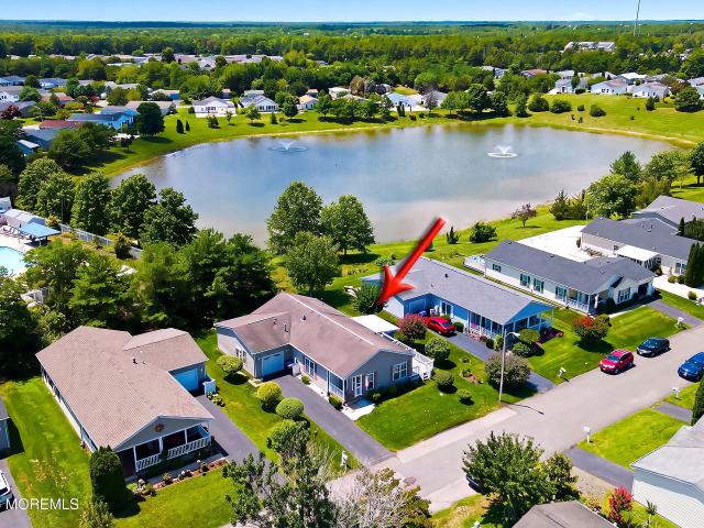 House for sale in Manahawkin, New Jersey